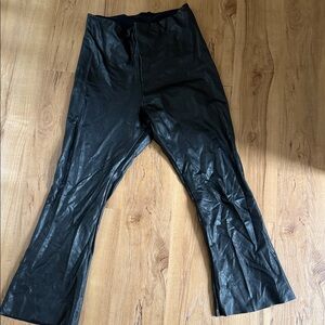 Commando Black Cropped Leather Pants